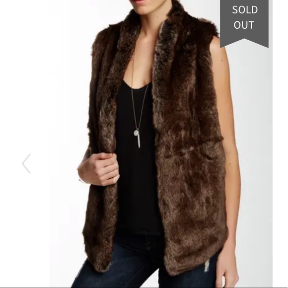 Tart Collection Faux Fur Vest - Picture 6 of 14